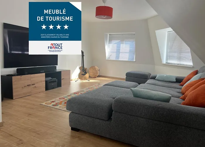 Le Donjon Classe 4 Etoiles Appartement 120 M2 5Mn Centre Ville Au Calme