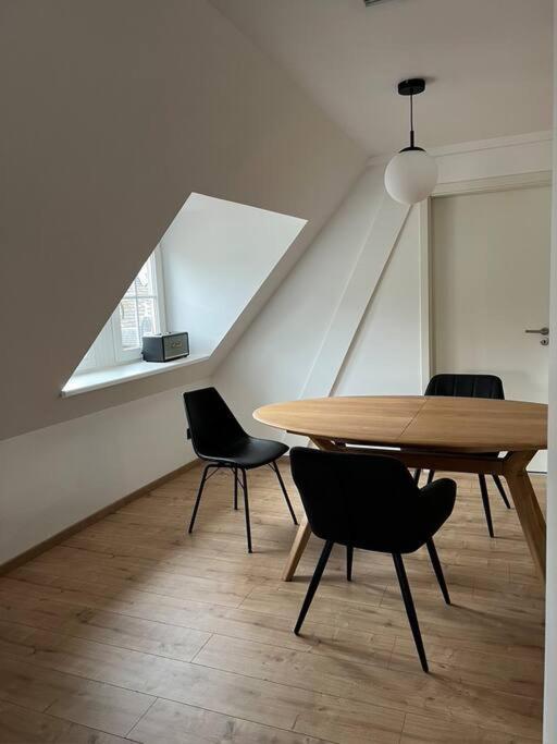 Le Donjon Classe 4 Etoiles 120 M2 5mn Centre Au Calme *